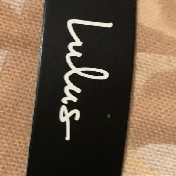 Lulus Pants - NWT Lulu’s Maroon And White Pinstripe Bootcut Pant